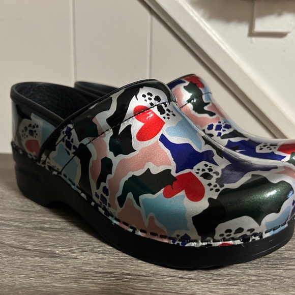 Dansko Professional Leather Clogs - Picture 2 of 4